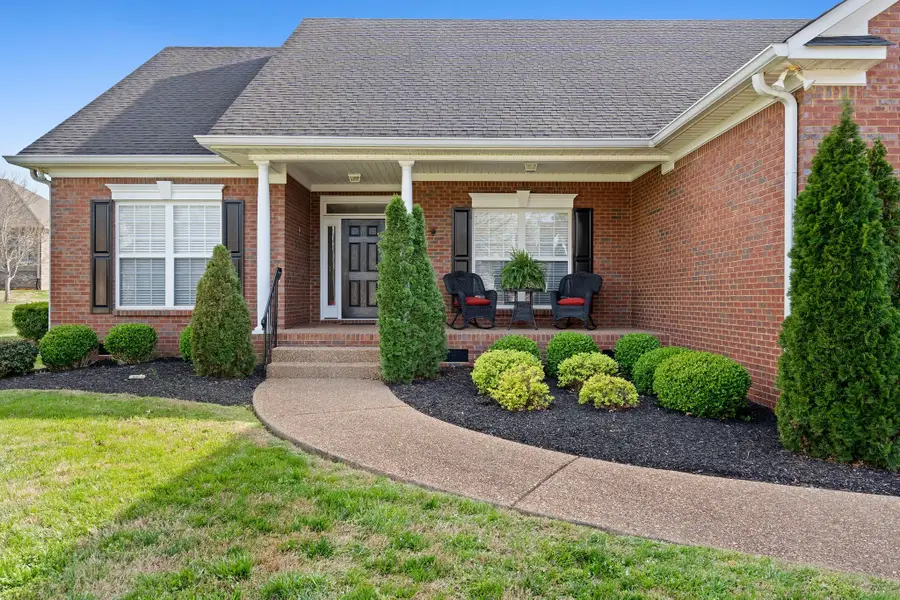 108 Candlewood Ct, Columbia, TN 38401 - #3