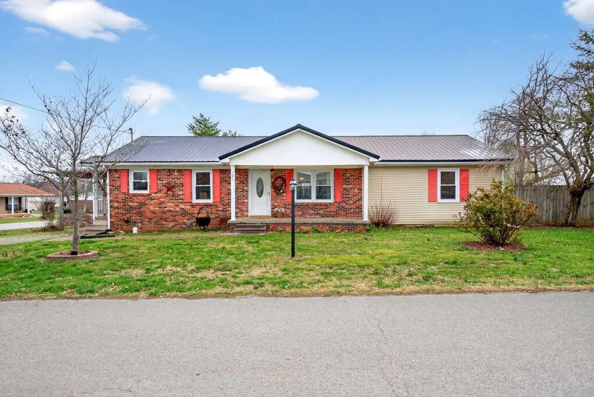 101 Deborah St, Elkton, KY 42220 - #1