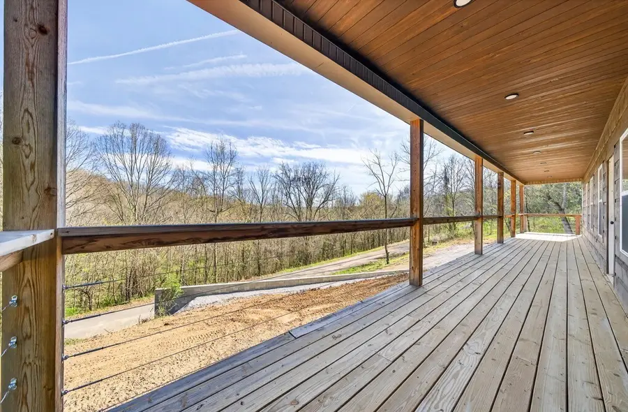 190 Park Dr, Silver Point, TN 38582 - #3