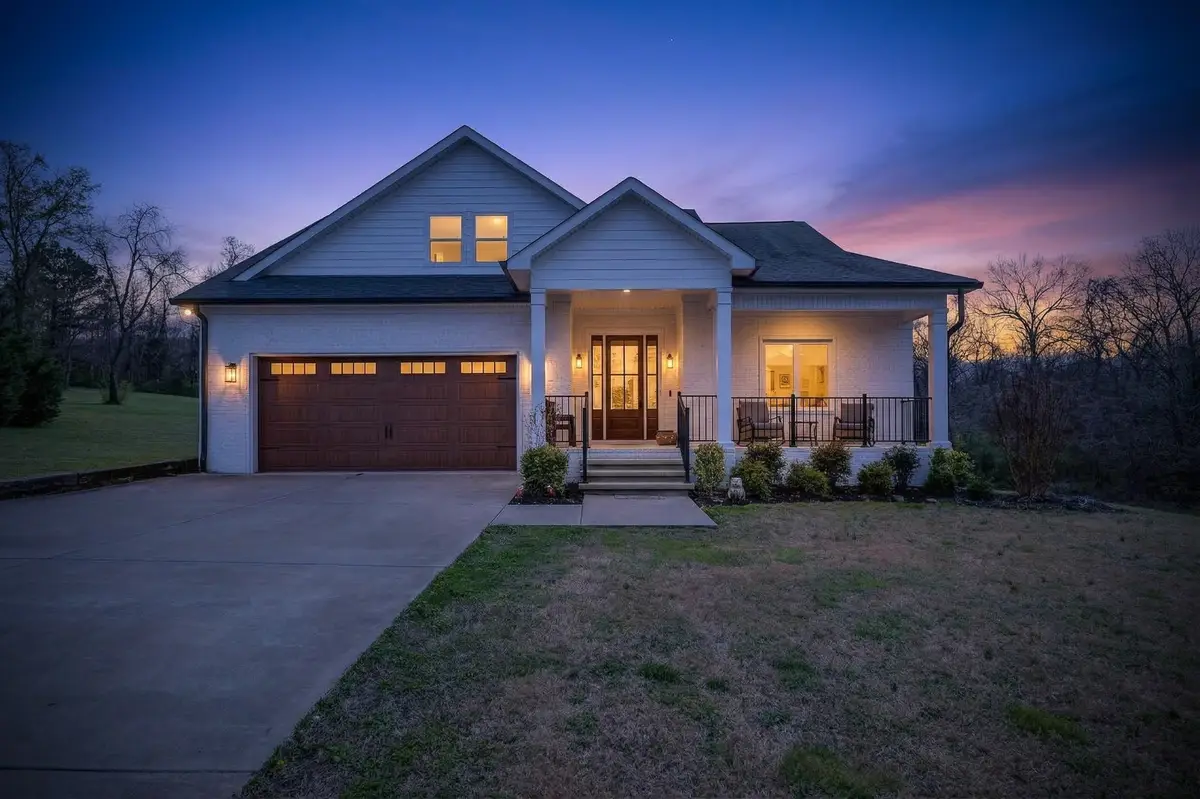 1089 Old Williamsport Pike, Columbia, TN 38401 - #1