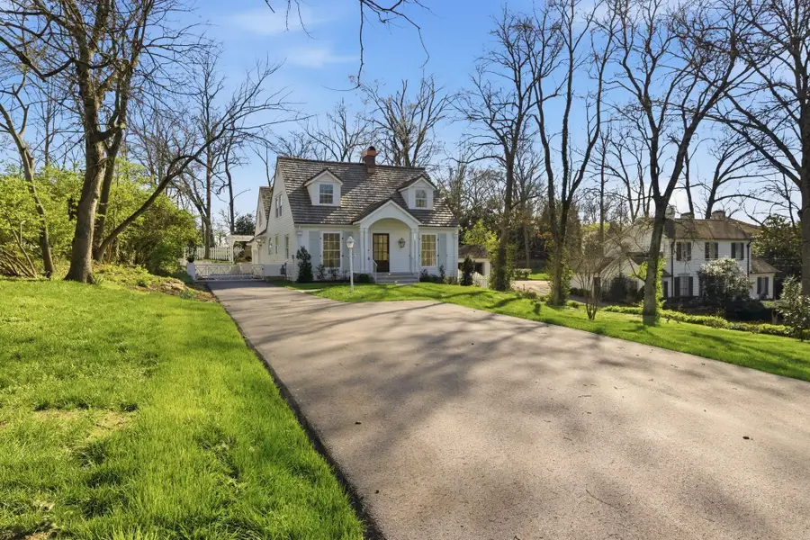 4401 Iroquois Ave, Nashville, TN 37205 - #3