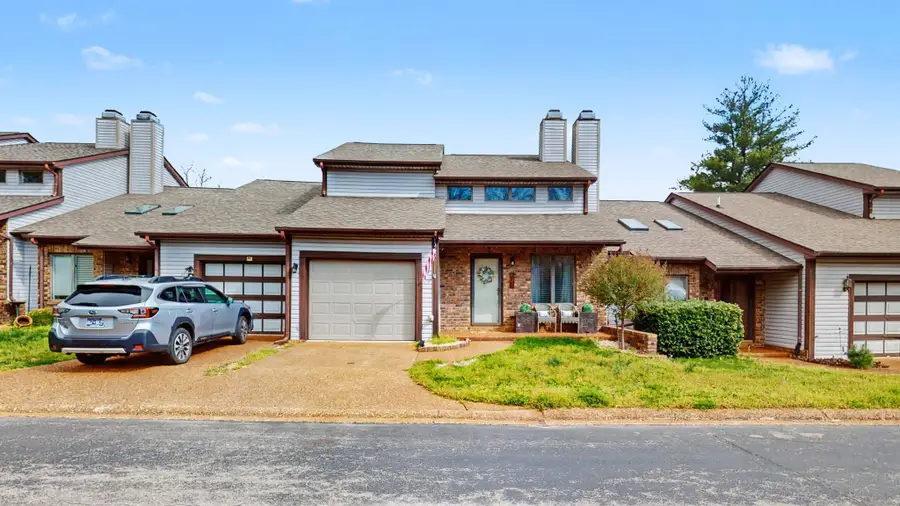 407 Country Club Ct, Clarksville, TN 37043 - #2