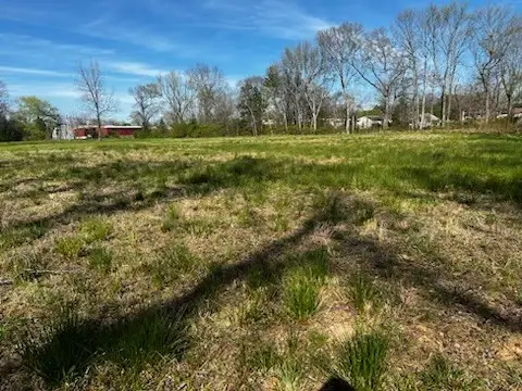 109 Neal St, Huntland, TN 37345 - #3