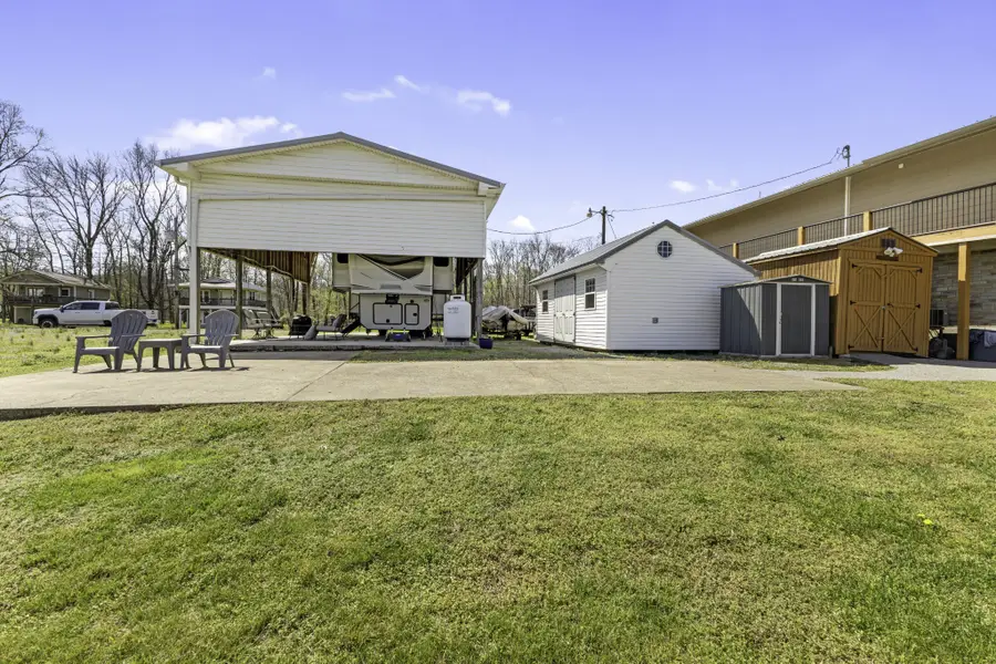 1467 Chapmansboro Rd, Chapmansboro, TN 37035 - #3