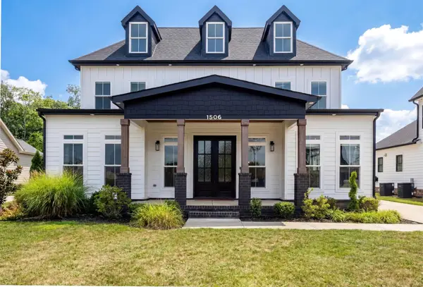 1506 Shalom St, Murfreesboro, TN 37128