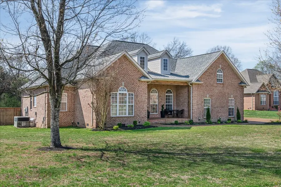 307 Barton Ferry Ct, Lebanon, TN 37087 - #2