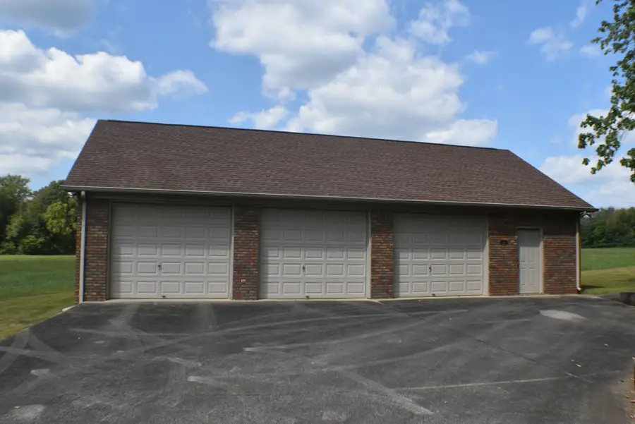 149 Childress Rd, Fayetteville, TN 37334 - #3