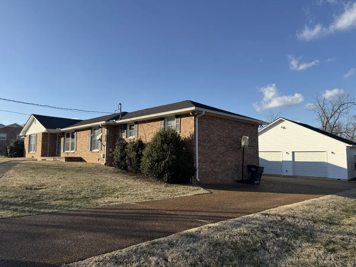 1305 Clearview Dr, Mount Juliet, TN 37122 - #1