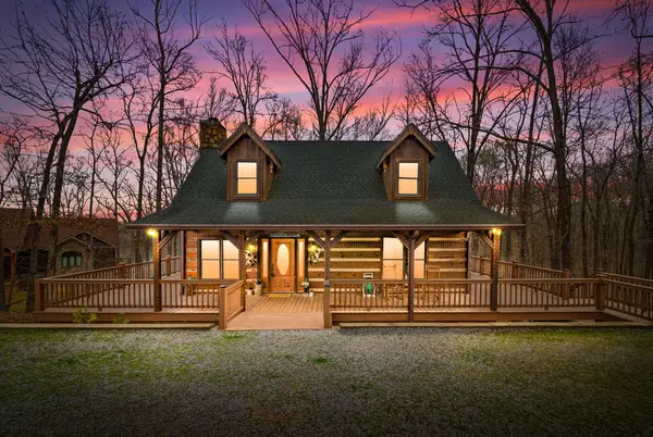 706 Breckinridge Pt, Cadiz, KY 42211