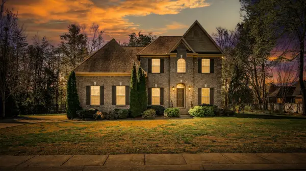 506 Serviceberry Dr, Murfreesboro, TN 37128