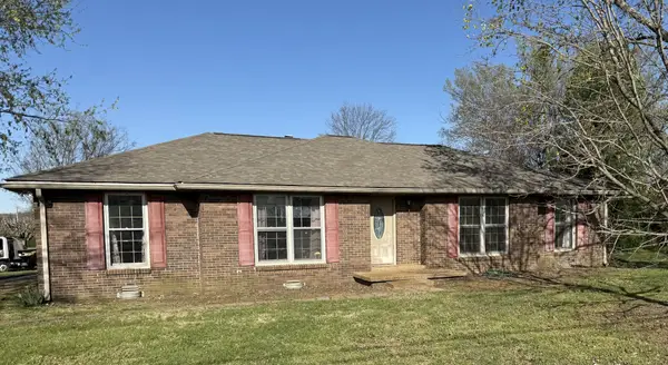 812 Maple Crest Dr, Lebanon, TN 37090