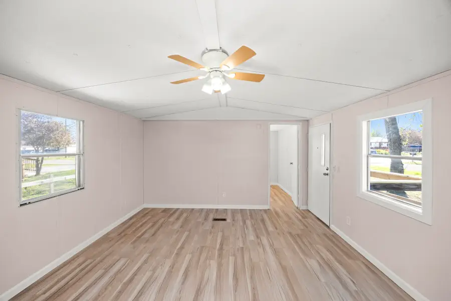 223 Hurricane Cir, La Vergne, TN 37086 - #2