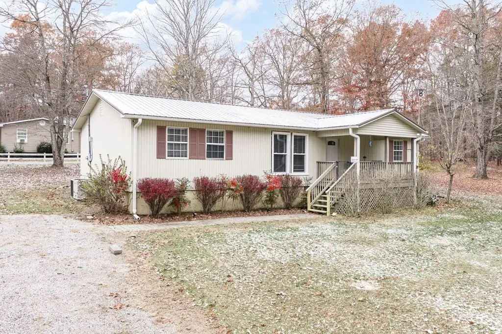 19 Honeysuckle Rd, Pikeville, TN 37367 - #1
