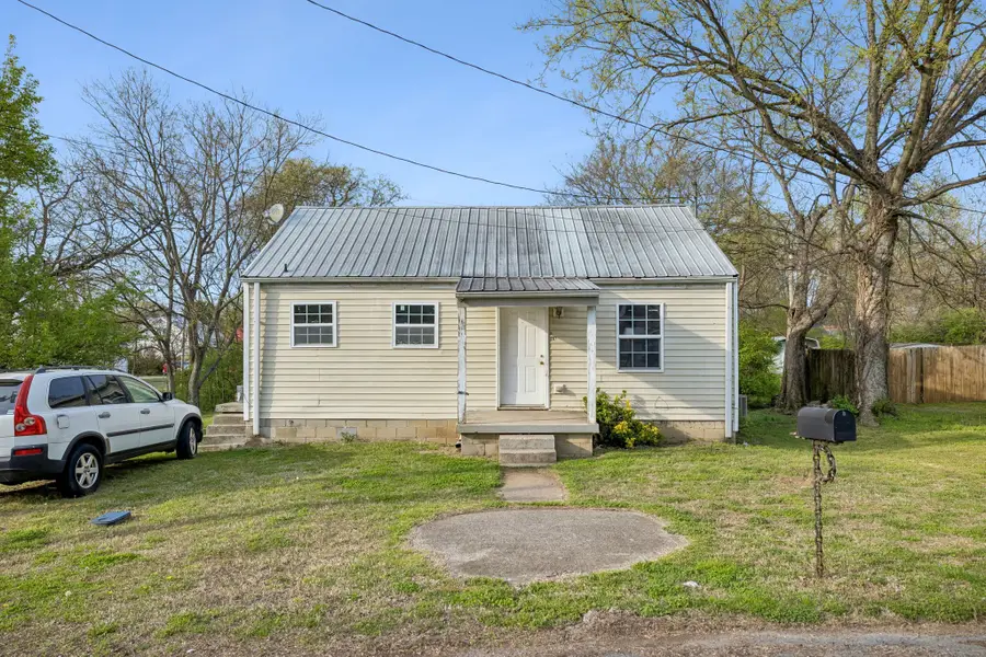 207 W Lester Ave, Lebanon, TN 37087 - #2