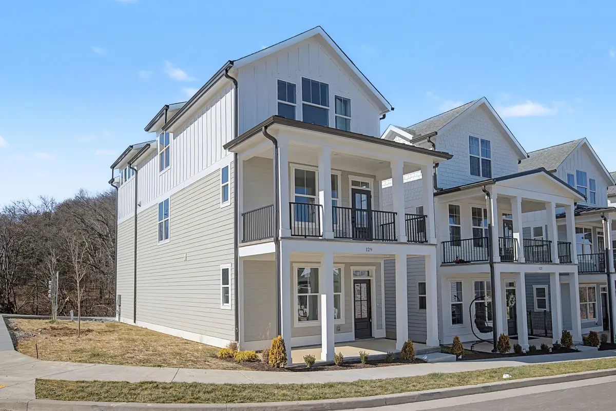 135 Stella Dr, Nashville, TN 37209 - #1