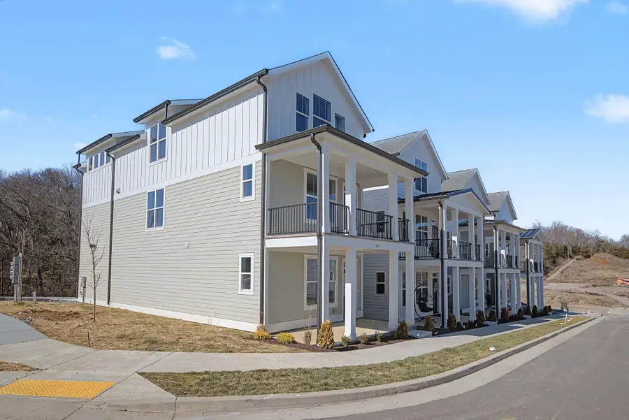 135 Stella Dr, Nashville, TN 37209 - #2