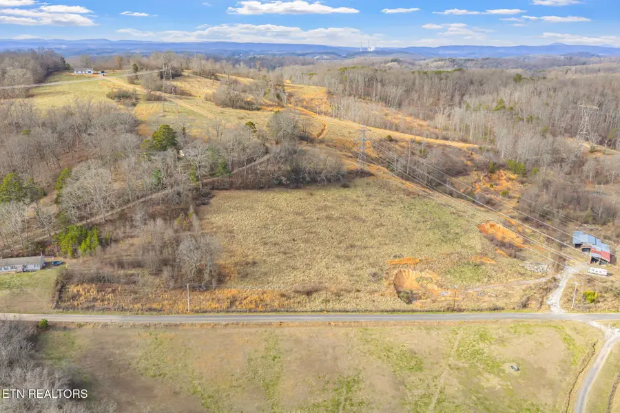 662 Buck Creek Rd, Kingston, TN 37763 - #2