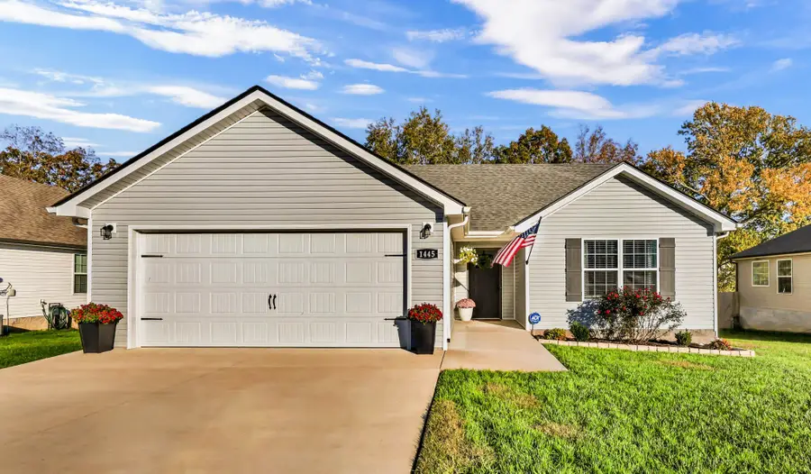 1445 Fredrick Dr, Clarksville, TN 37042 - #2