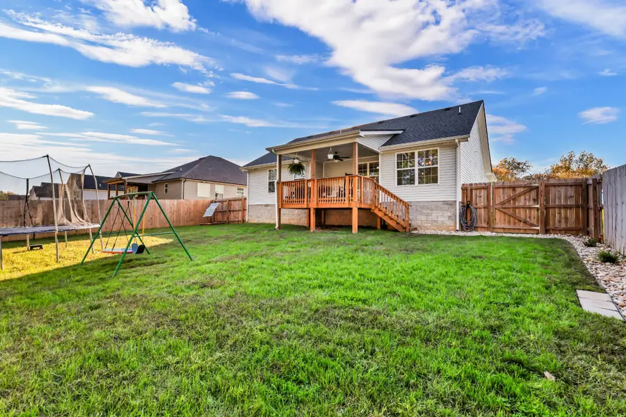 1445 Fredrick Dr, Clarksville, TN 37042 - #3