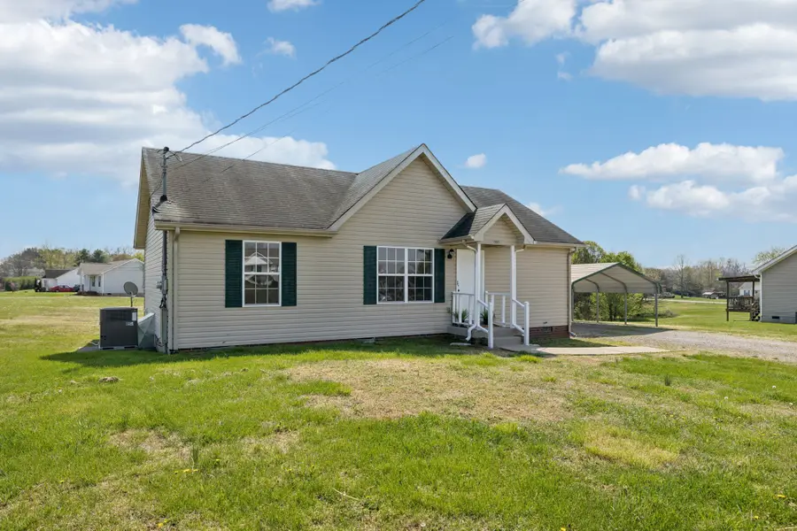 1303 Woodbridge Dr, Lewisburg, TN 37091 - #3