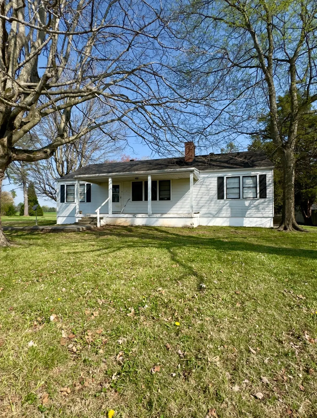 713 Cumberland St E, Cowan, TN 37318 - #1