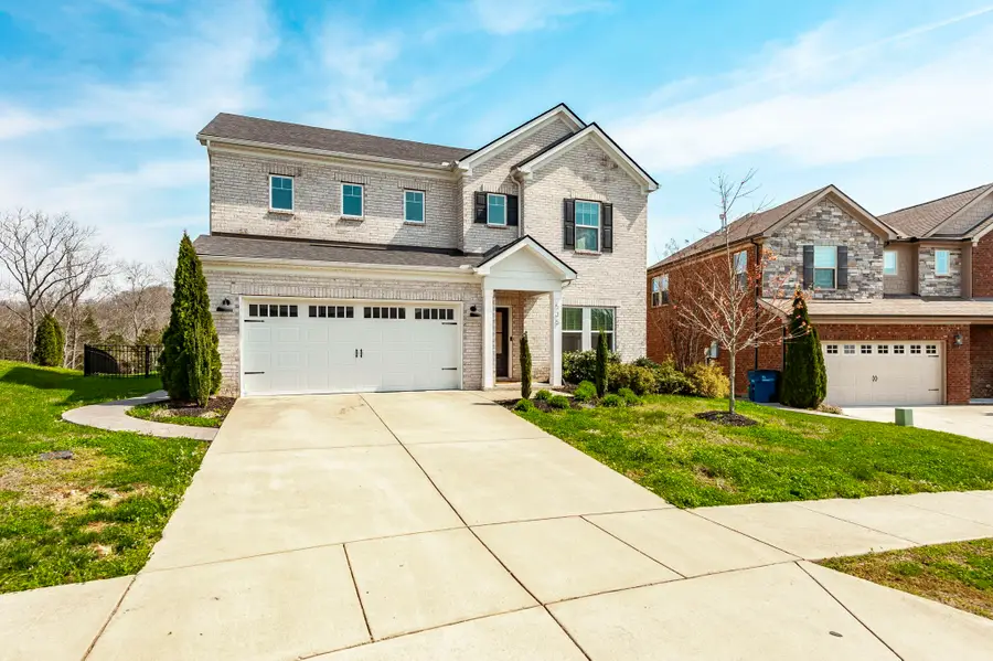 535 Fall Creek Cir, Goodlettsville, TN 37072 - #3