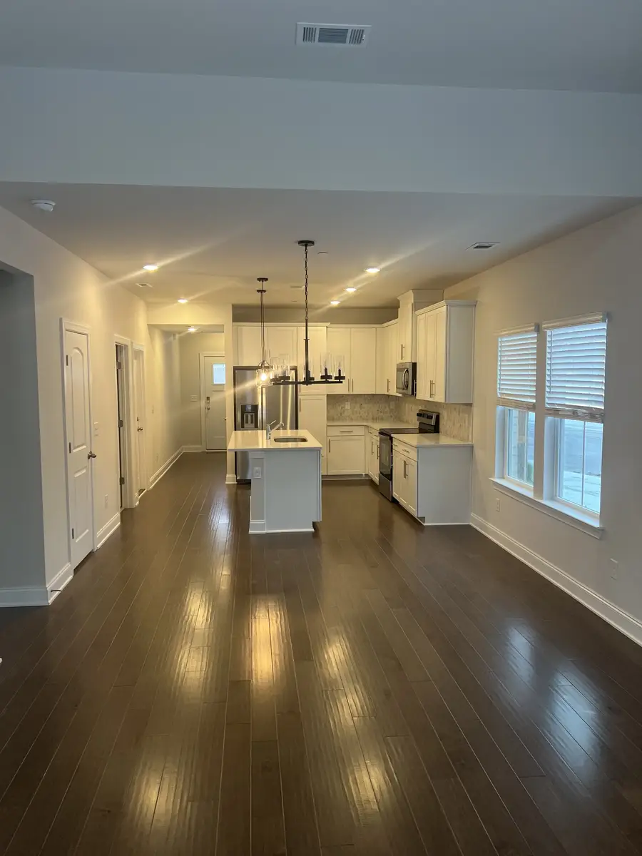 204 Douglas Bend Rd #804, Gallatin, TN 37066 - #2