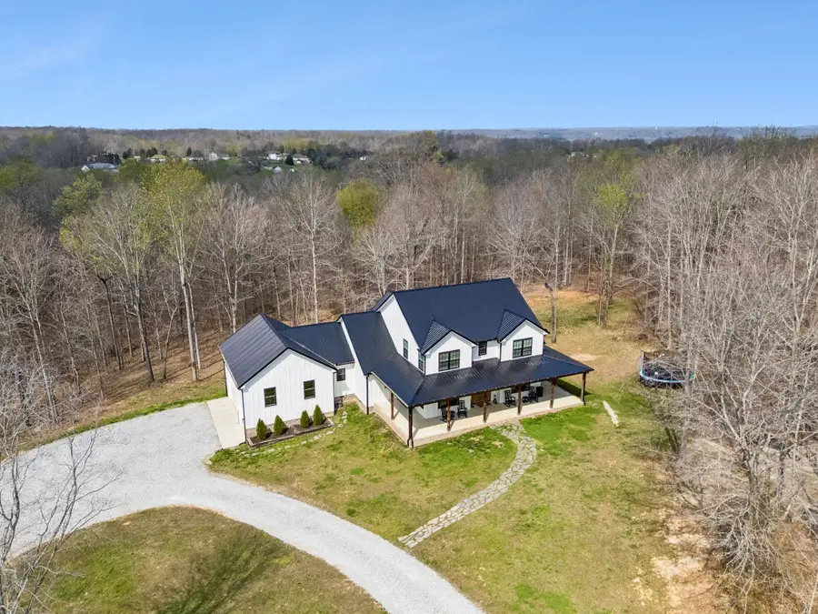 581 Belmont Rd, Clarksville, TN 37040 - #2