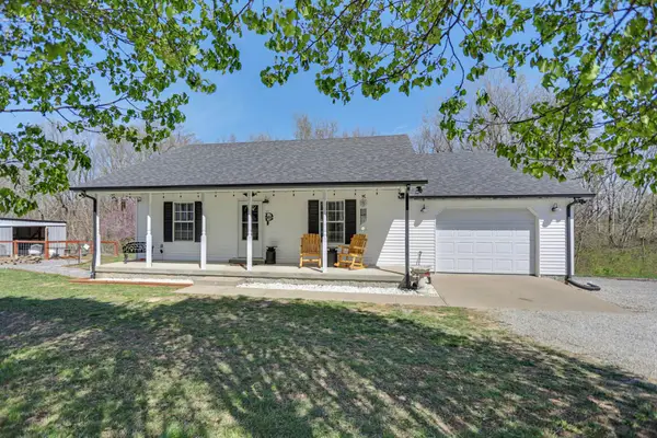 111 Oak Forest Rd, Scottsville, KY 42164