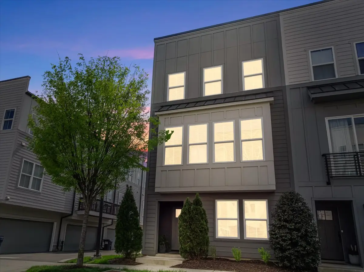 2001 Edison Park Ln, Nashville, TN 37209 - #1