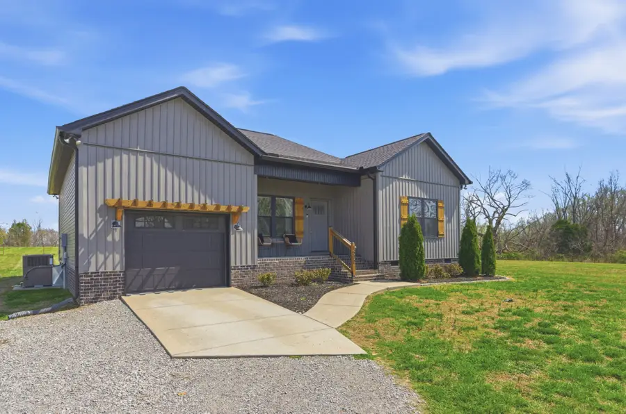 1502 Rock Bridge Rd, Bethpage, TN 37022 - #2