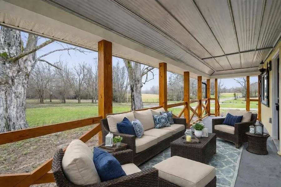 118 Ed Phifer Rd, Quebeck, TN 38579 - #2