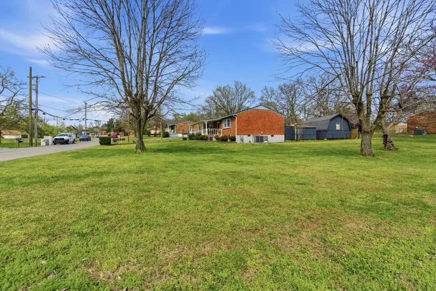 102 Monticello Ave, Goodlettsville, TN 37072 - #2