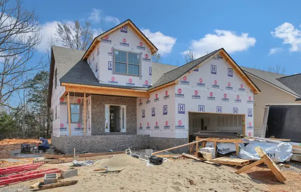 349 Chase Dr, Clarksville, TN 37043