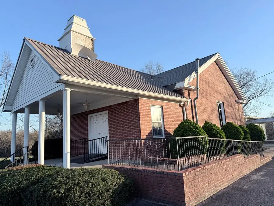 10926 Lafayette Rd, Herndon, KY 42236 - #2