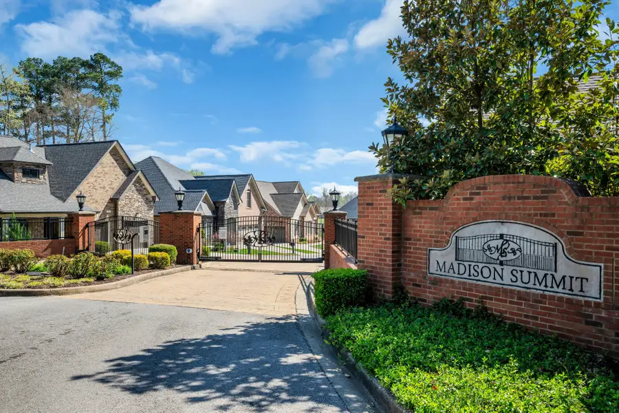 533 Summit View Cir, Clarksville, TN 37043 - #2