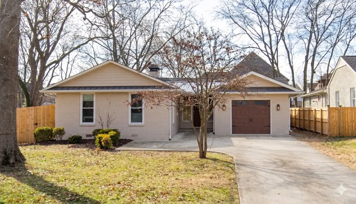 1321 Clifton Ln, Nashville, TN 37215 - #1