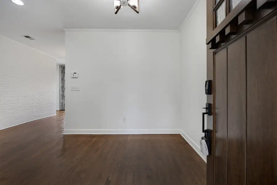 1321 Clifton Ln, Nashville, TN 37215 - #3
