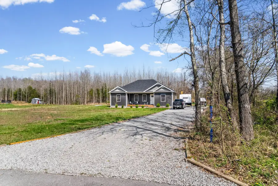 352 Scott Rd, Sharon Grove, KY 42280 - #2