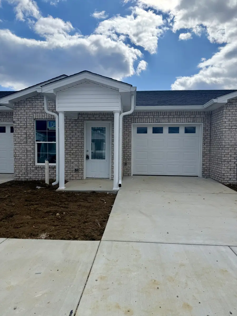 741 Kings Ln #B-7, Tullahoma, TN 37388 - #2