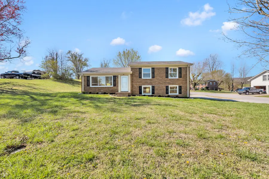 26 Main St E, Gordonsville, TN 38563 - #2