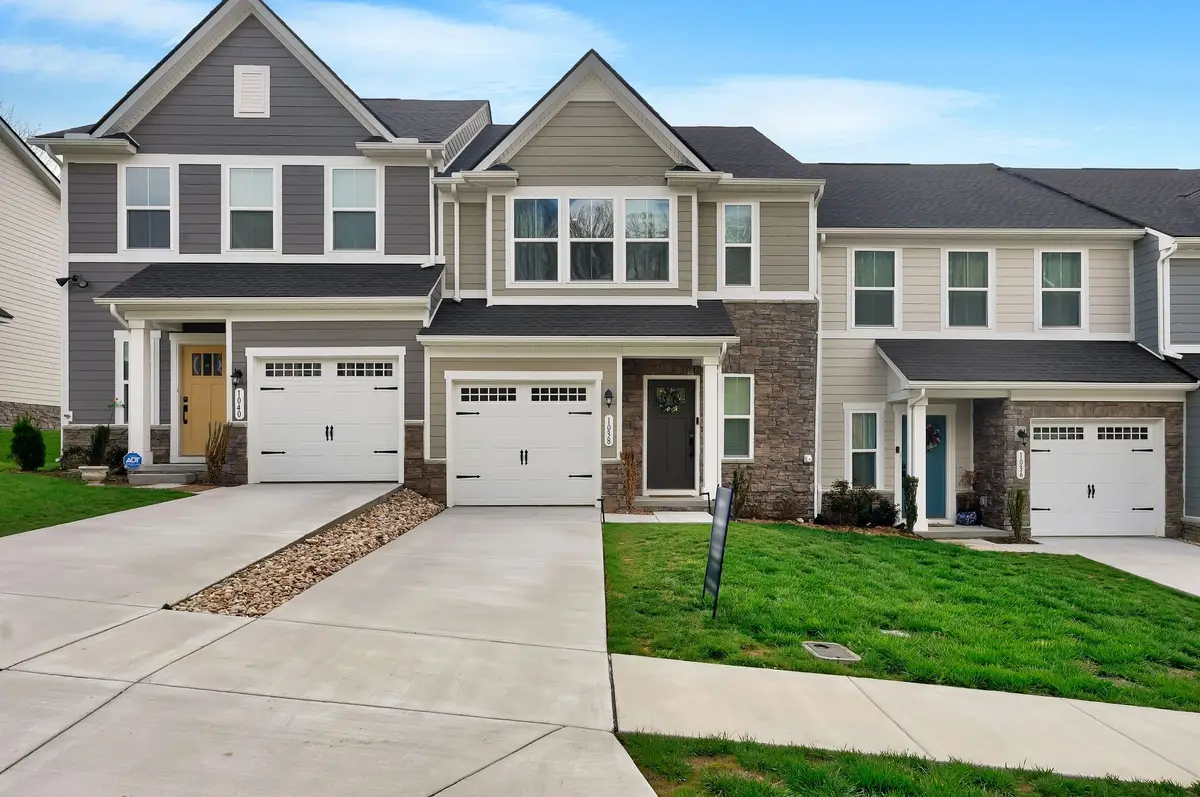 1038 Mountain View Dr, Thompsons Station, TN 37179 - #1