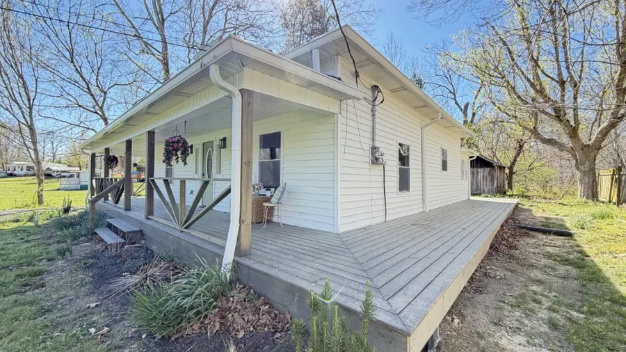 210 Pap Johnson Cir, Gainesboro, TN 38562 - #2