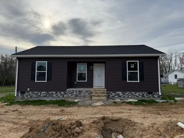 106 Chastain St, Tullahoma, TN 37388 - #1