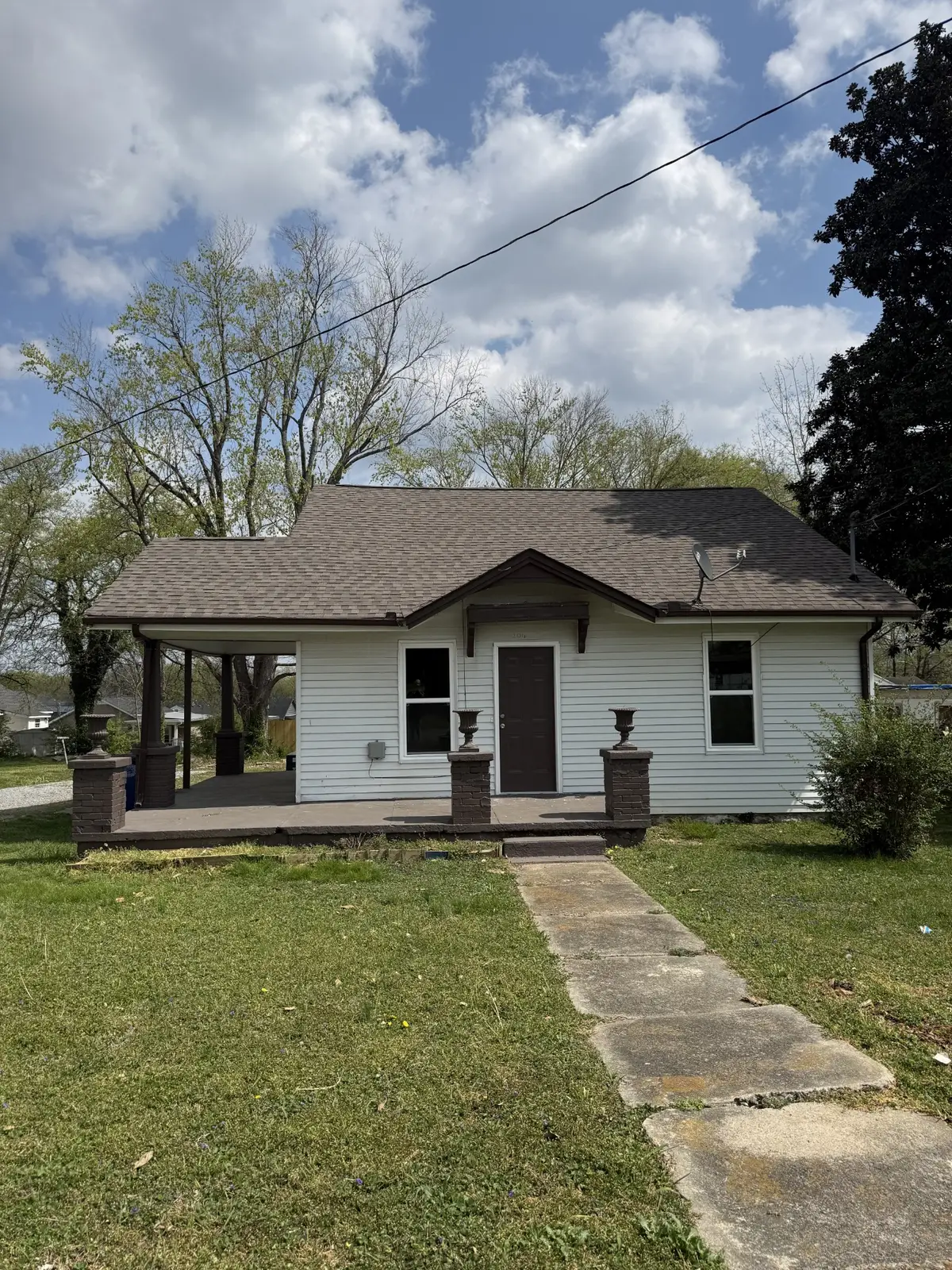204 Hobson Ave, Shelbyville, TN 37160 - #1
