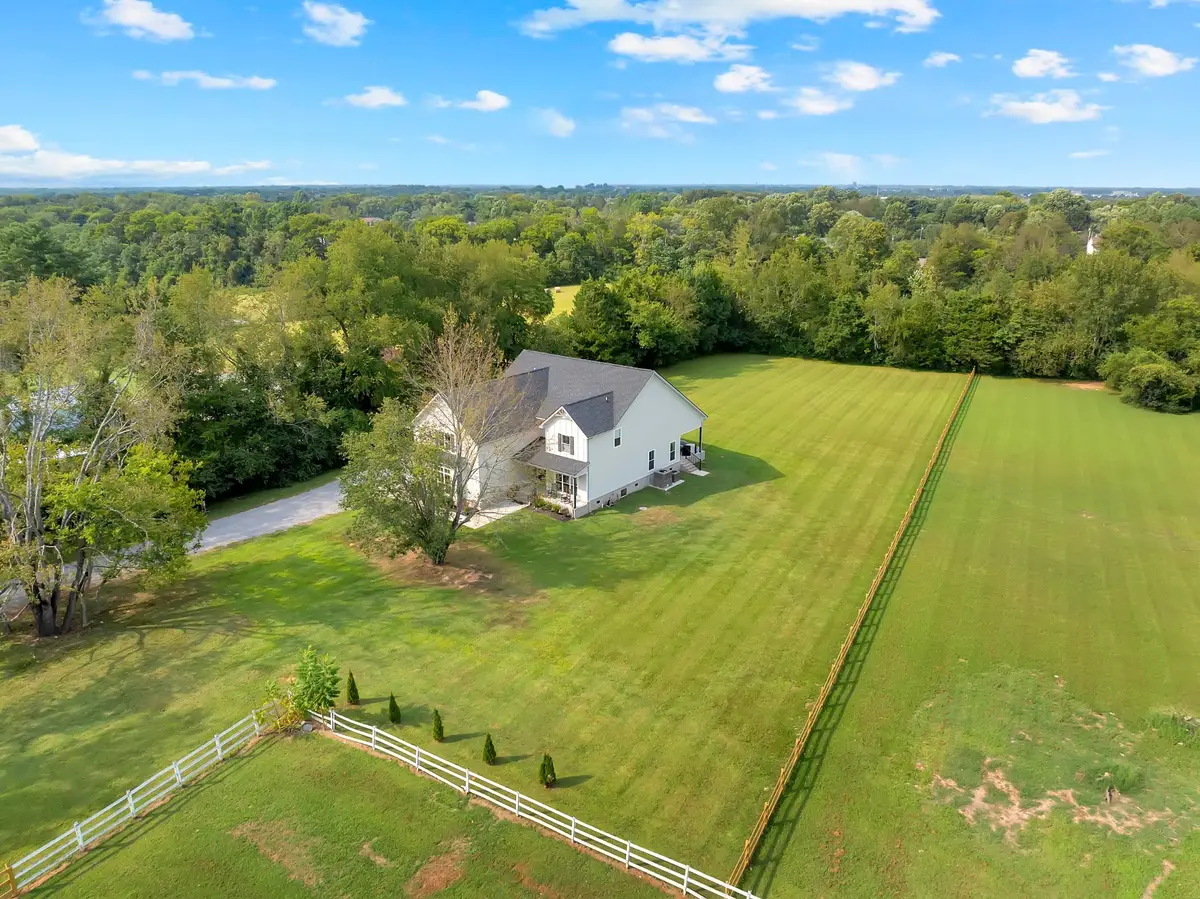 194 Volunteer Rd, Murfreesboro, TN 37128 - #1