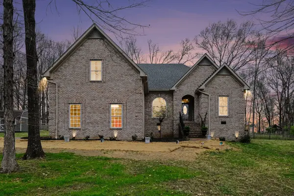 1213 Lake Marie Rd, Gallatin, TN 37066