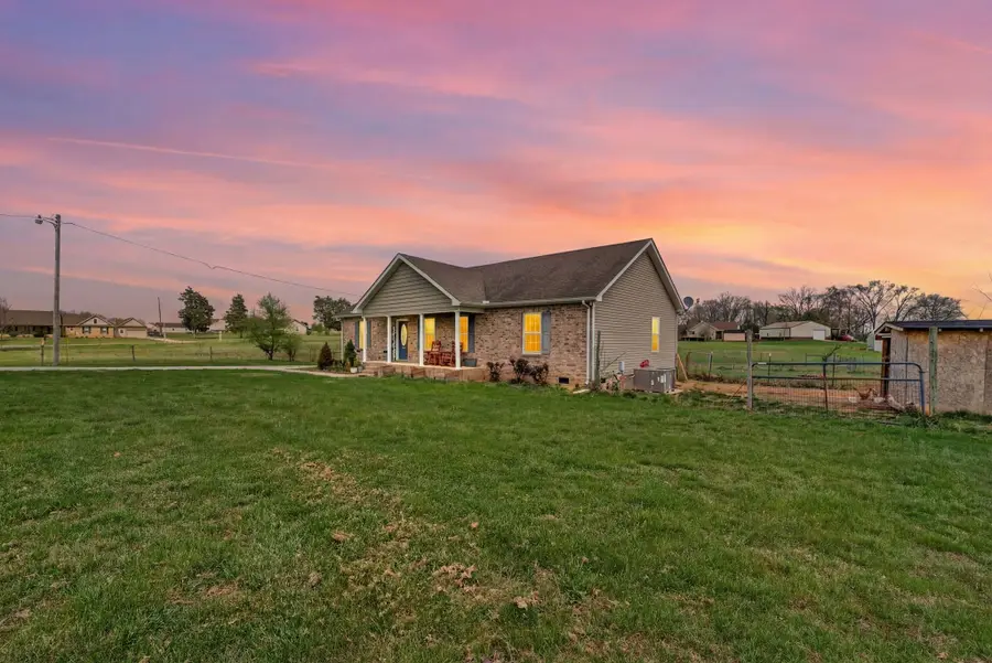 129 Patriot Cir, Shelbyville, TN 37160 - #2