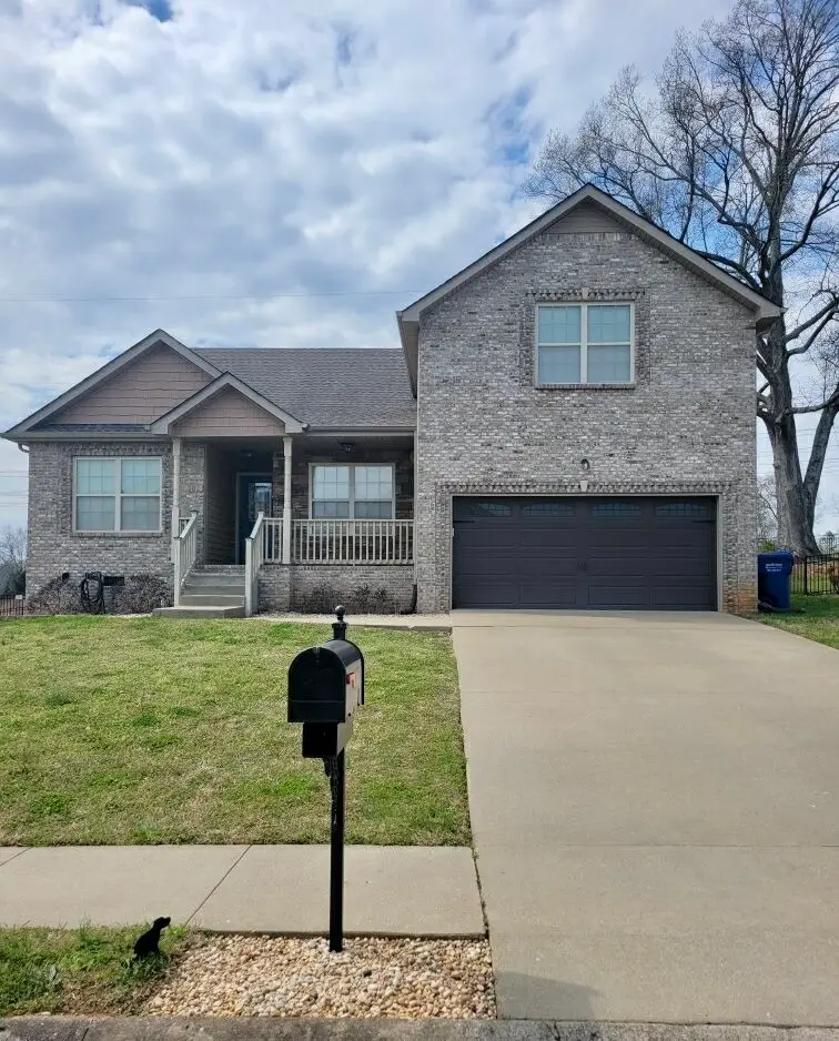 301 Ivy Bend Cir, Clarksville, TN 37043 - #1
