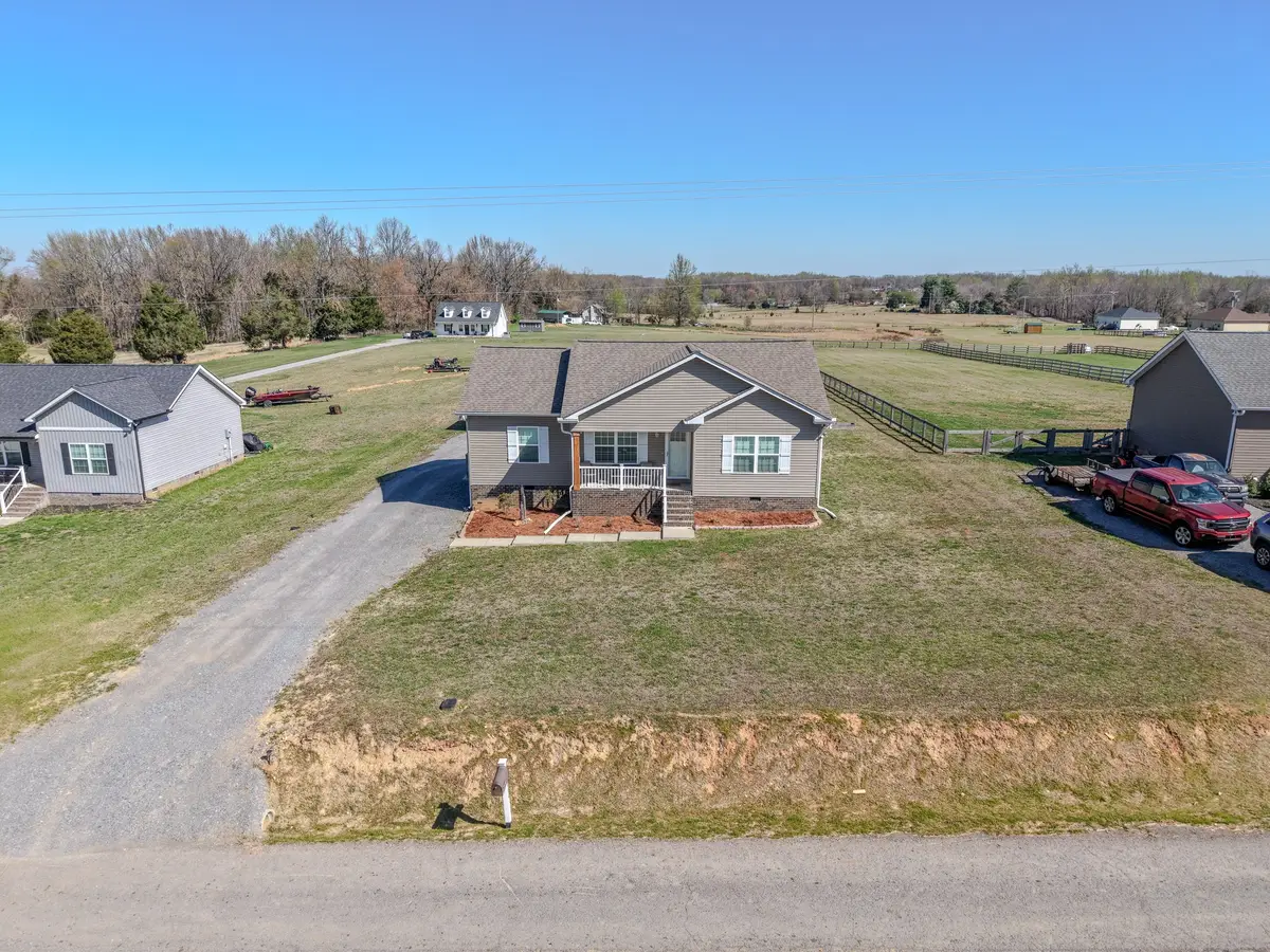 451 James Whitefield Rd, Bethpage, TN 37022 - #1